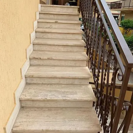 Apartment Roma E Mare *
